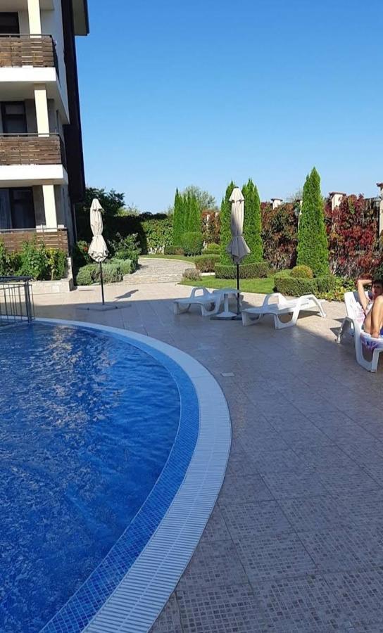 Victoria'S Apartments Νεσέμπαρ Εξωτερικό φωτογραφία
