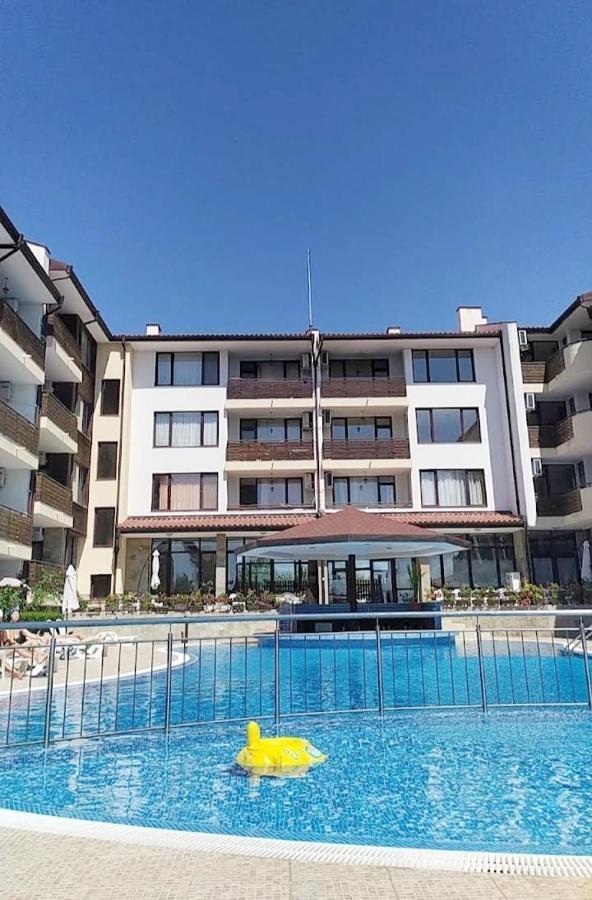 Victoria'S Apartments Νεσέμπαρ Εξωτερικό φωτογραφία